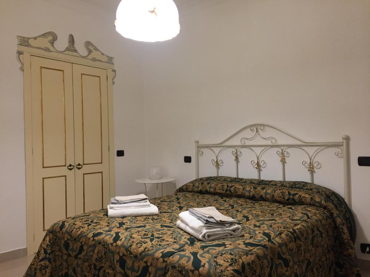 Il Cuore Di Napoli Extérieur photo